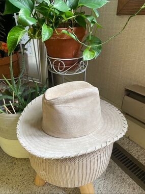 Genuine Leather Neutral Beige Wide-Brim Fedora Cowboy Hat
